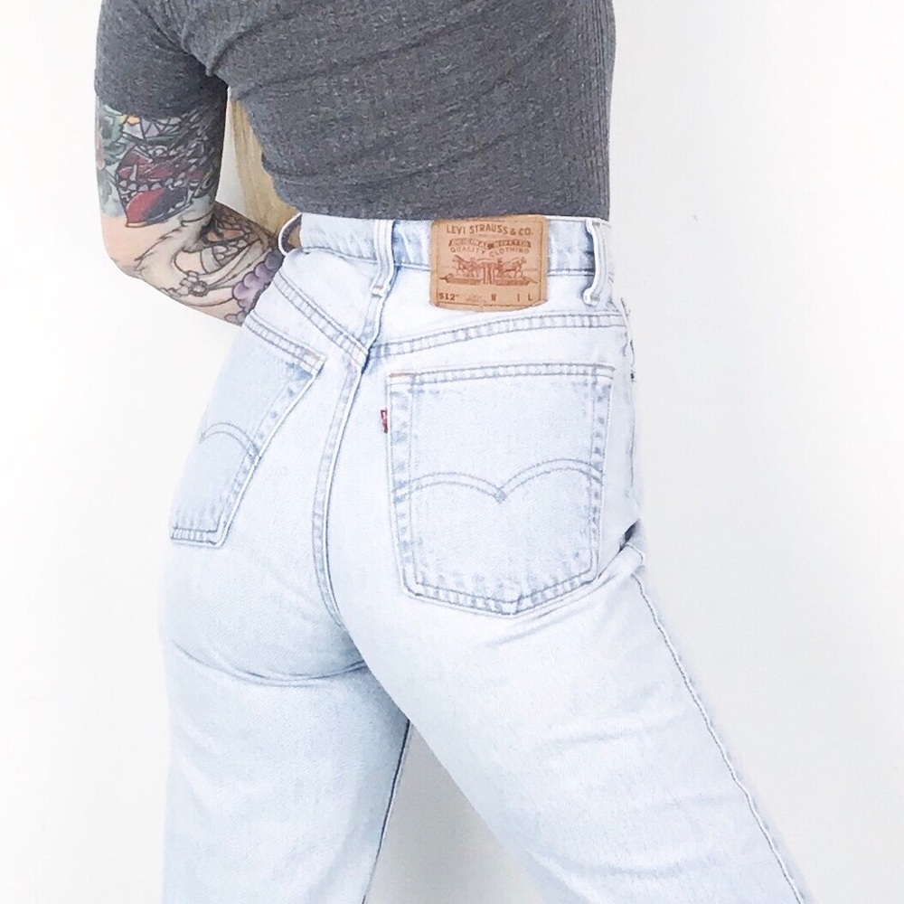 ❤️SOLD❤️Vintage Levi’s 512 Light Wash Jeans